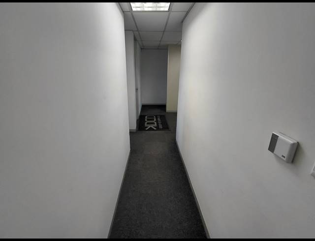 111M² OFFICE TO LET IN FOURWAYS